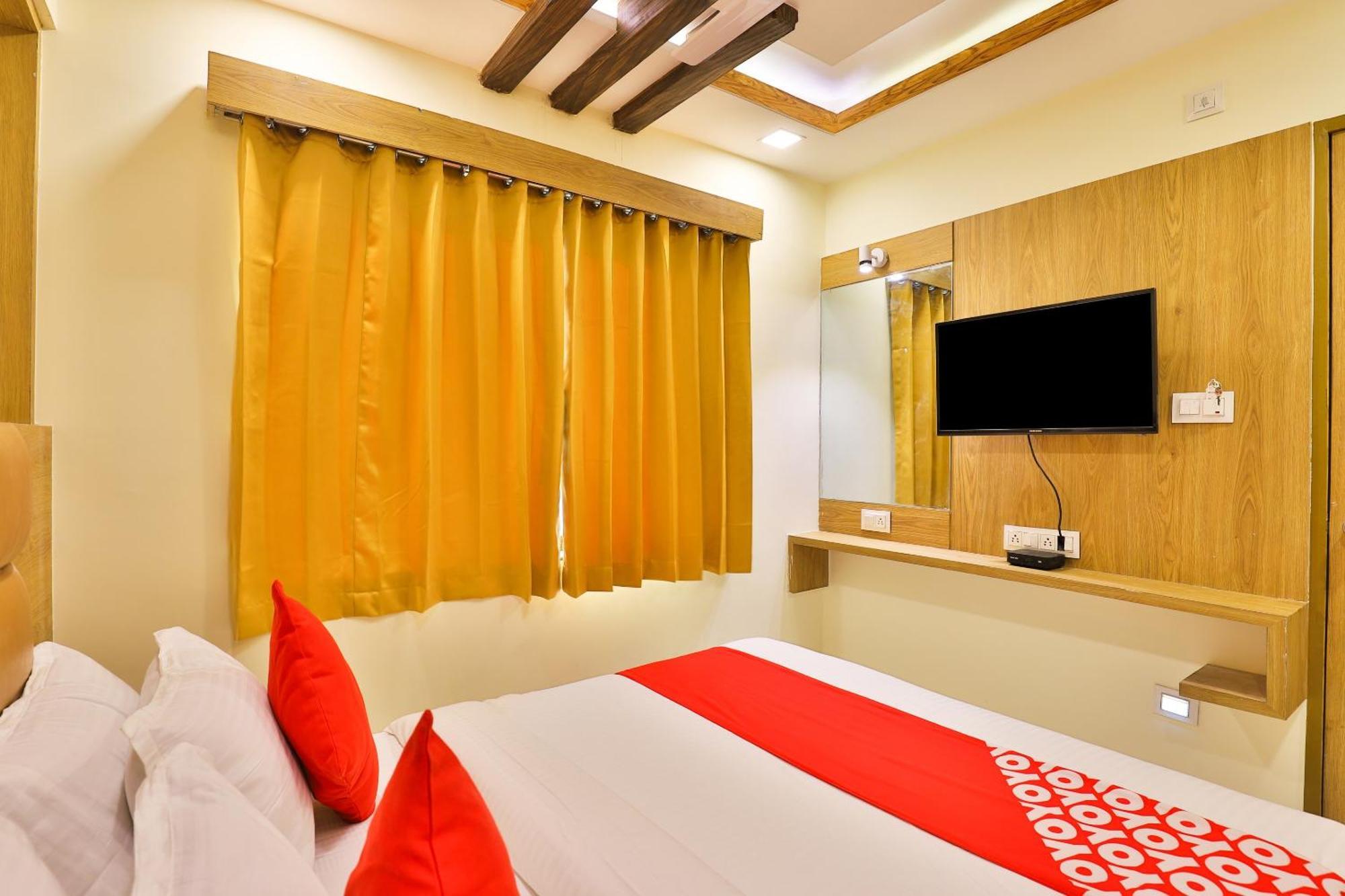 Hotel O Silver Palace Watuwa Dış mekan fotoğraf