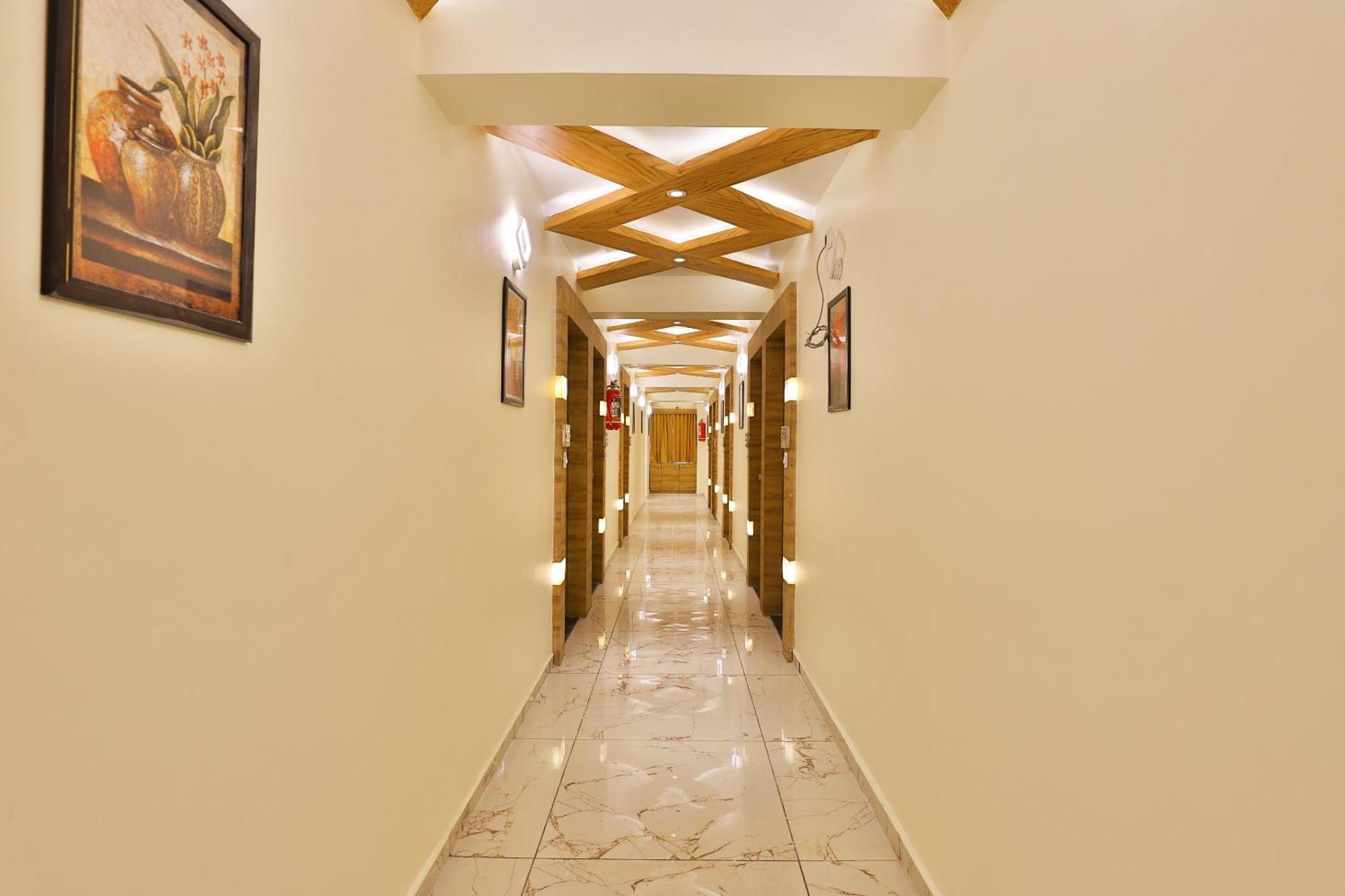 Hotel O Silver Palace Watuwa Dış mekan fotoğraf