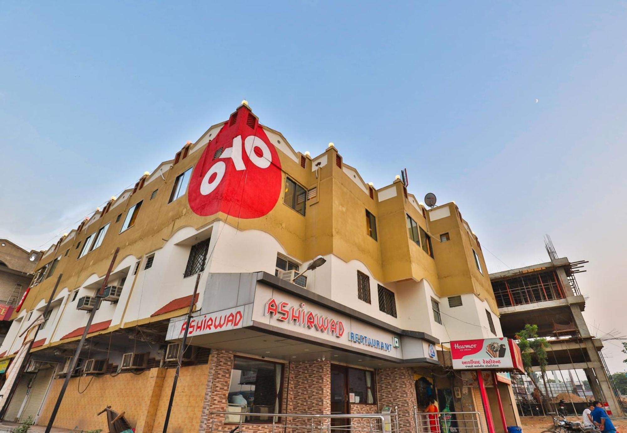 Hotel O Silver Palace Watuwa Dış mekan fotoğraf